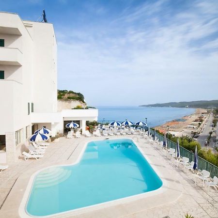 Svevo Sea House Aparthotel Vieste Bagian luar foto
