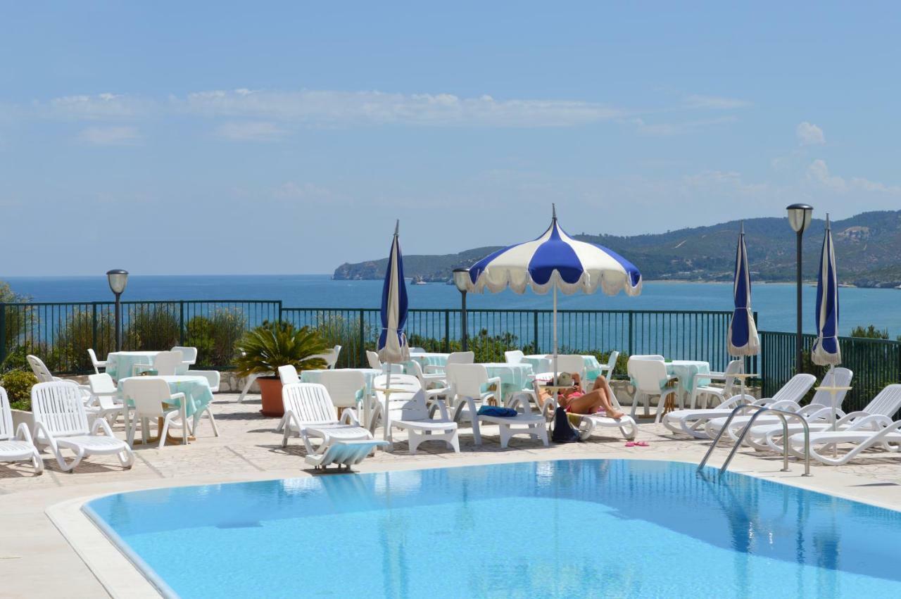 Svevo Sea House Aparthotel Vieste Bagian luar foto