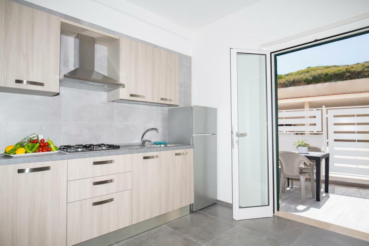 Svevo Sea House Aparthotel Vieste Bagian luar foto
