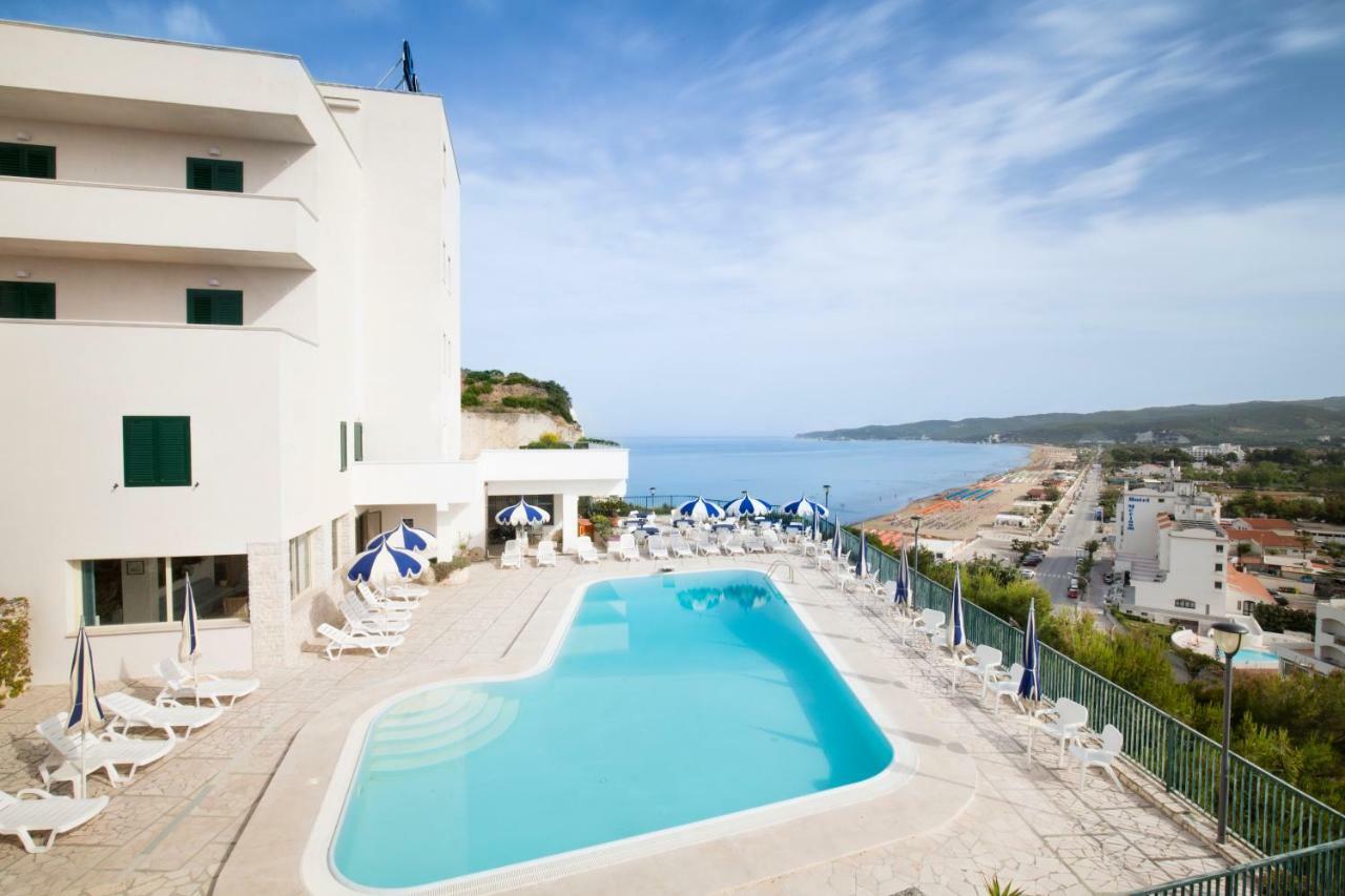 Svevo Sea House Aparthotel Vieste Bagian luar foto
