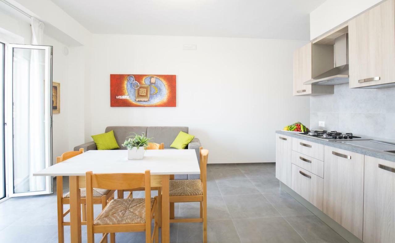 Svevo Sea House Aparthotel Vieste Bagian luar foto