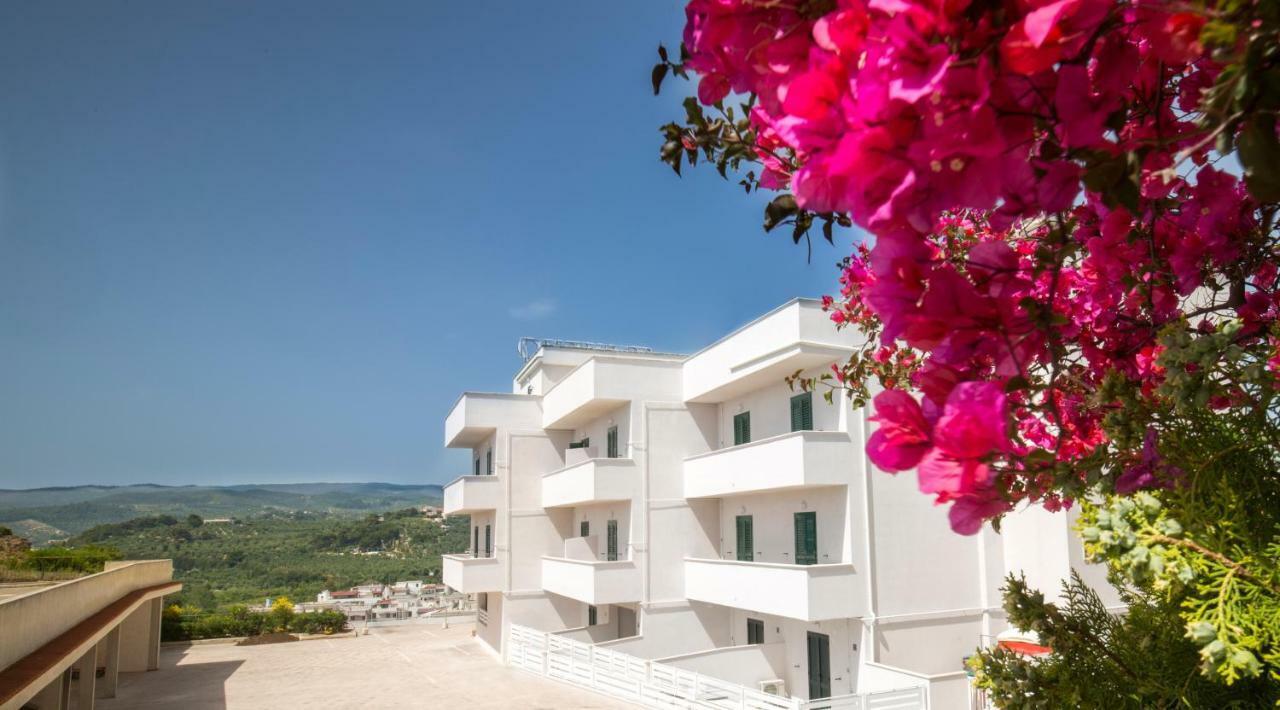 Svevo Sea House Aparthotel Vieste Bagian luar foto